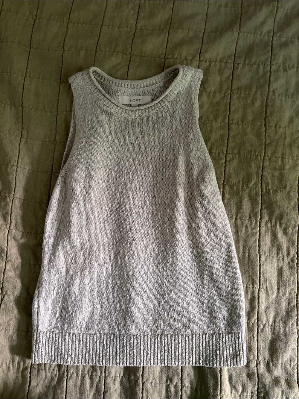Loft knit tank in XS